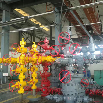 Carbon Steel Oil Drilling API Wellhead Dan Peralatan Pohon Natal Dengan Kepala Tabung, Kepala Casing, Cross dan Gate Valves