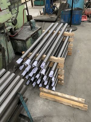 Pompa Batang Pengisap Pengangkat Buatan Ladang Minyak API 11AX Tubing Pump