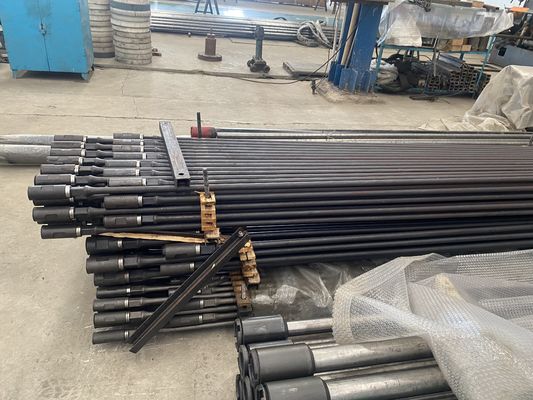 D Kelas Baja Solid Tipe Sucker Rods Korosi tahan 4330 Baja Alloy Oil Field Rods
