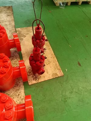 2000-15000 PSI Tekanan Kerja Dipalsukan Pohon Natal Wellhead Valve Gate Untuk Peralatan Lapangan Minyak