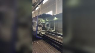 Bagian kepala sumur dalam produksi